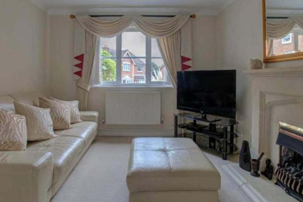 Luxury 4 Bedroom House Manchester Dış mekan fotoğraf